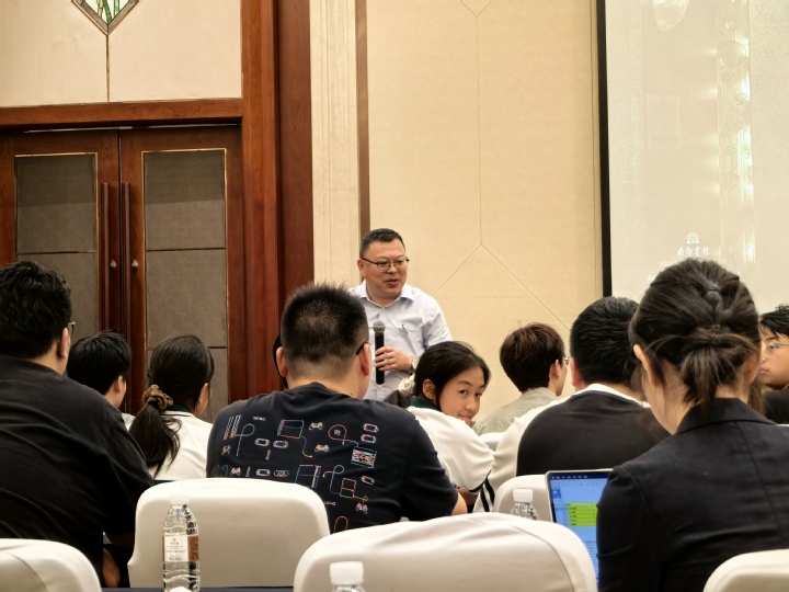 叶总.jpg 叶总.jpg