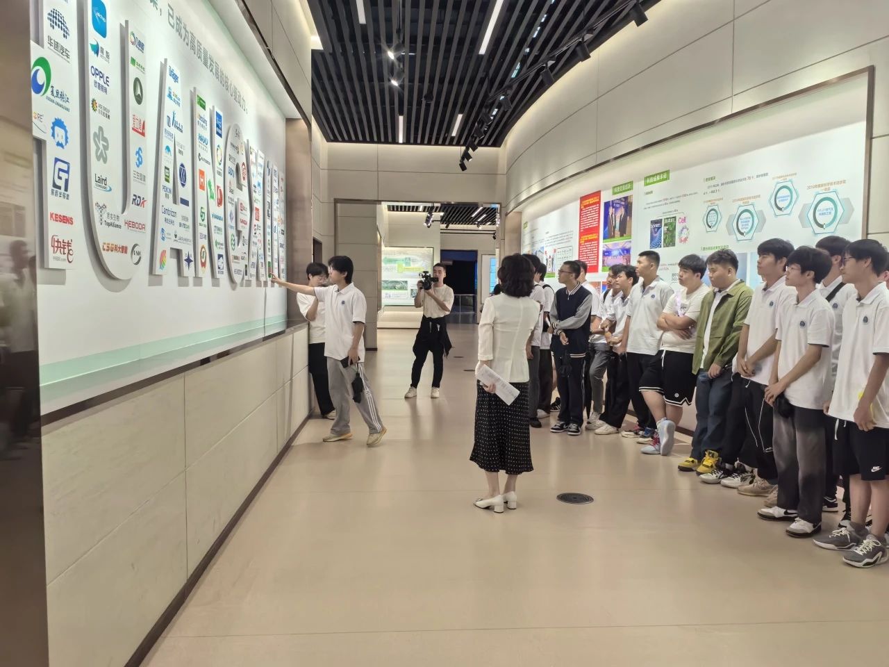市政学院思政课图片1.jpeg